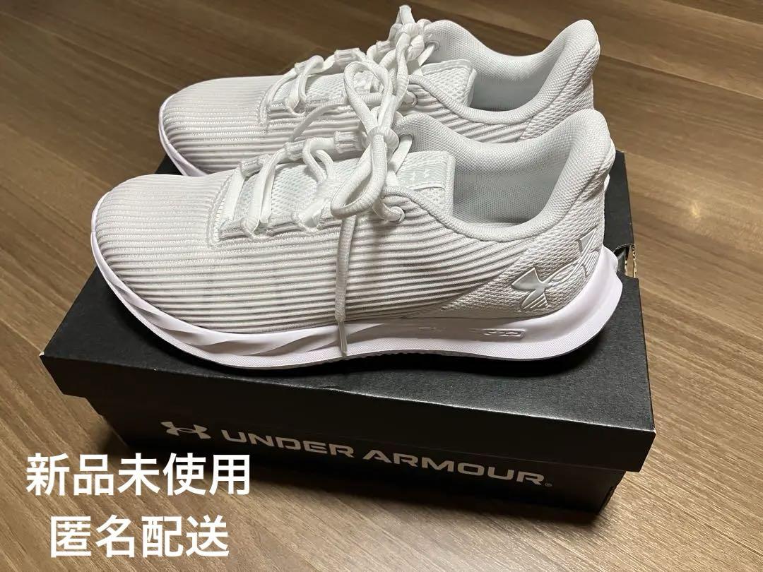 Under Armour スニーカー 23.5cm 新品未使用
