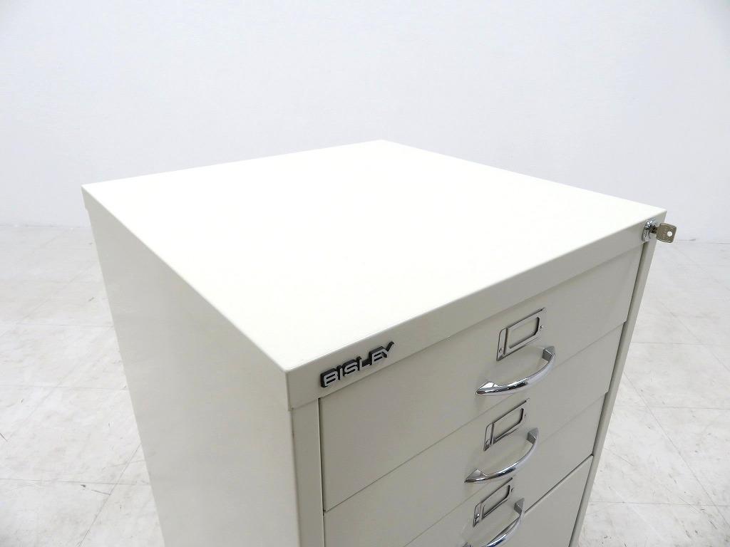 展示品　ビスレー　キャスター付き　ワゴン　キャビネット　収納　鍵付き