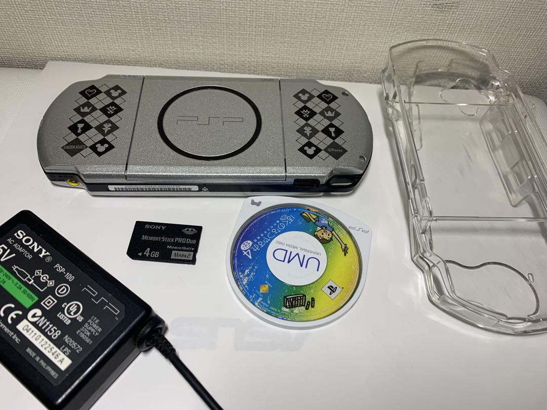 PSP-3000 シルバー メモリースティック4GB付き