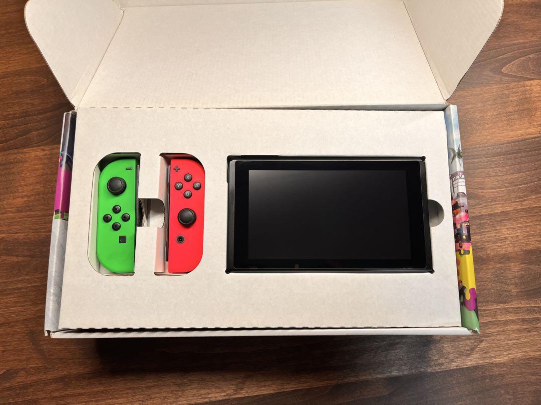 Nintendo Switch ニンテンドースイッチ スプラトゥーン　ケース付き