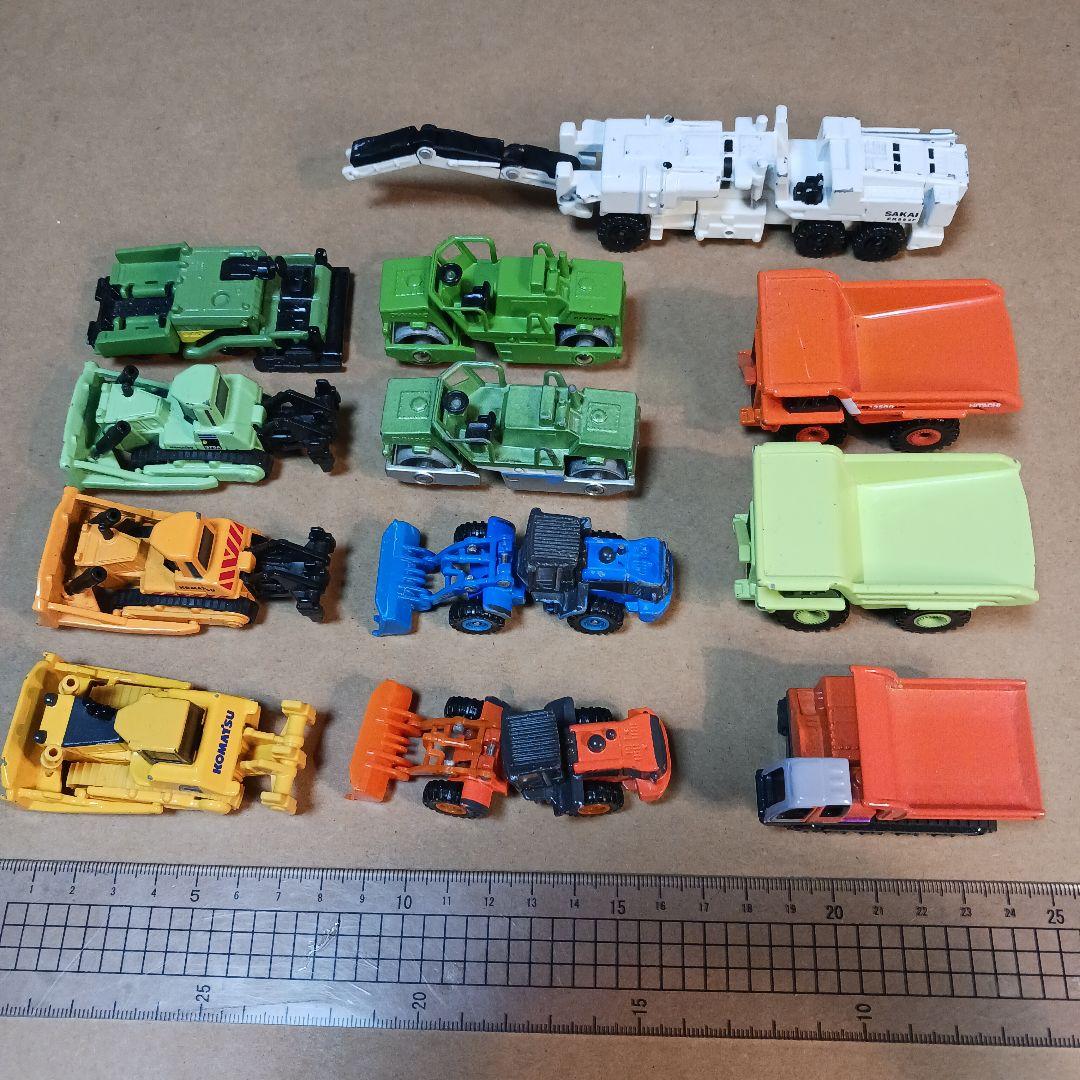 トミカ ミニカー (建設重機など 12台まとめ売り！) - メルカリ