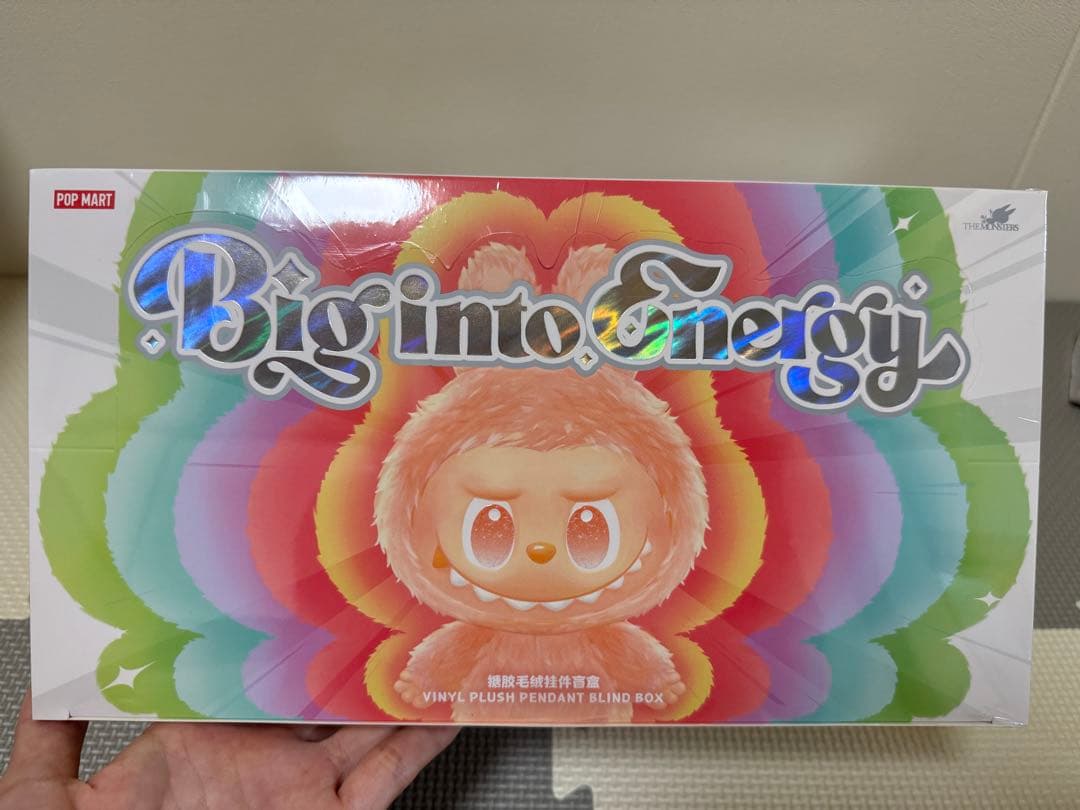 POP MART Big into Energy ぬいぐるみ