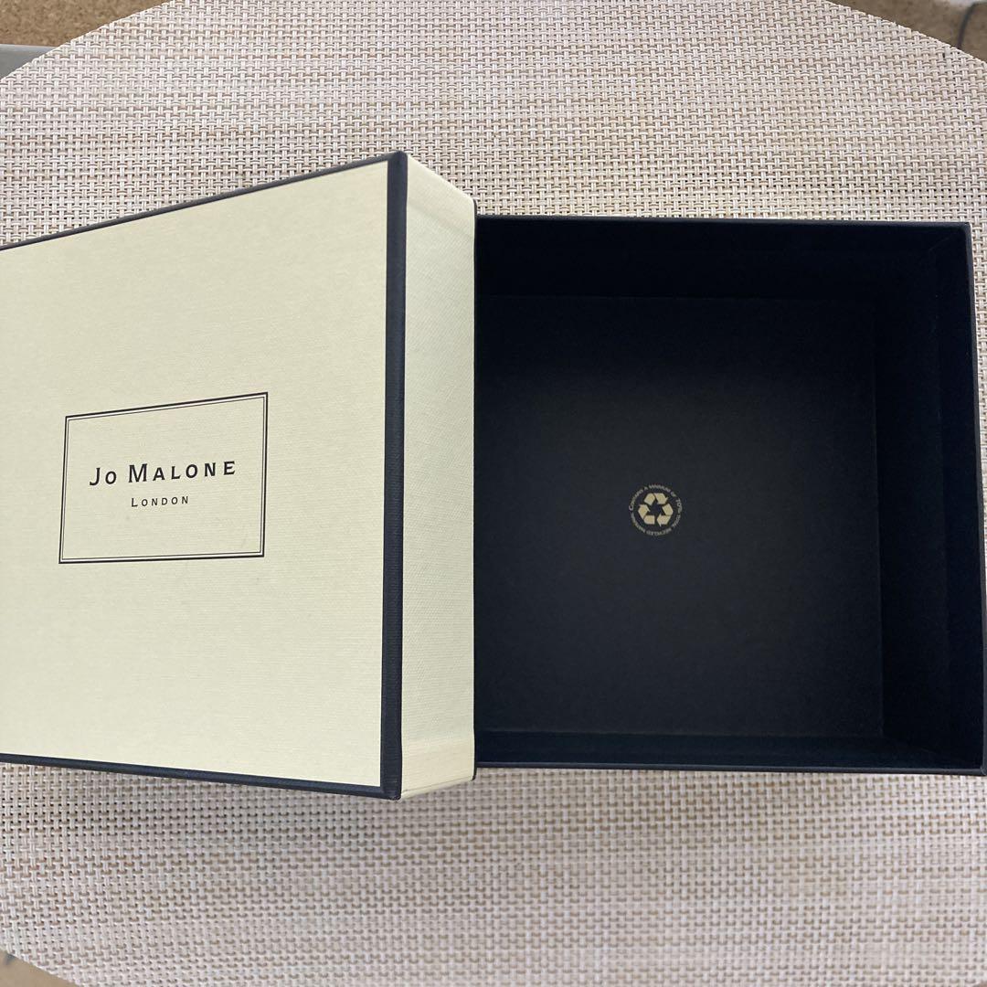 Jo Malone Dark Amber & Ginger Lily コロン