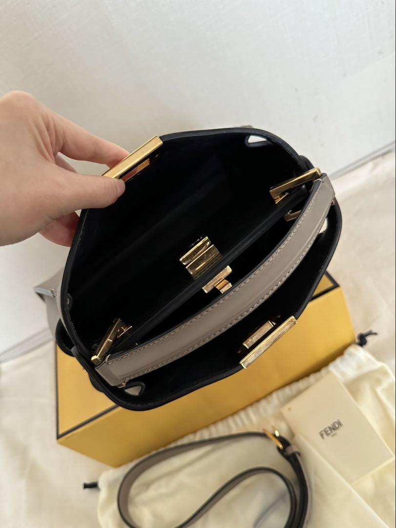 FENDI ピーカブー エッセンシャル ハンドバッググレージュ