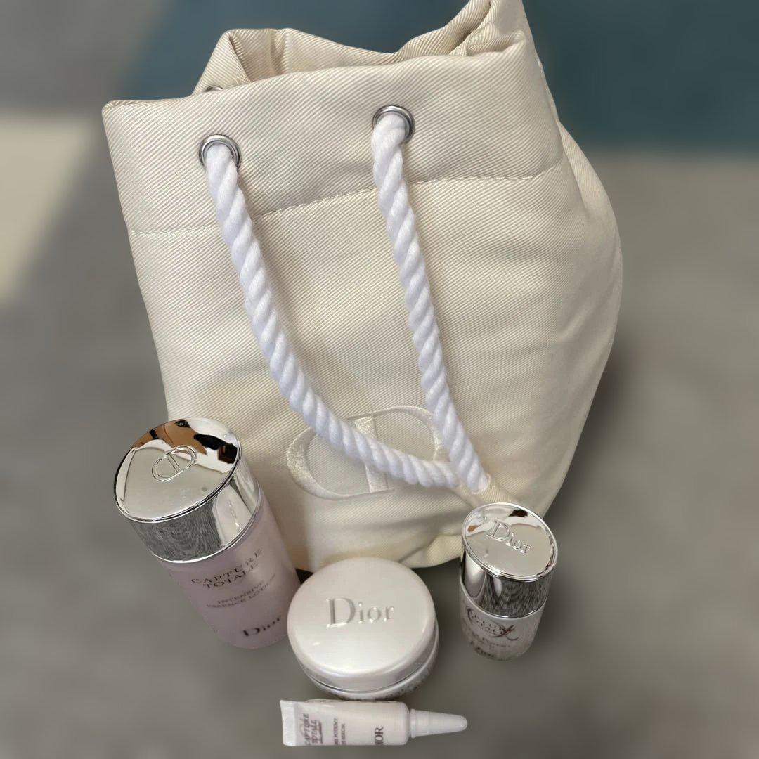 【最終値下げ】 Dior Capture Totale スキンケアセット Dior Capture Totale スキンケアセット - メルカリ