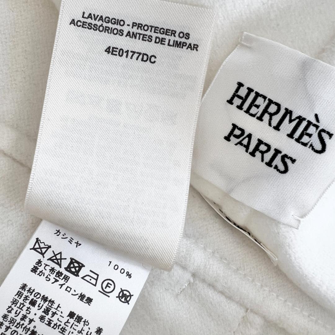 極美品★HERMES★2025★カシミヤ★ベルト付ジレ★コート 極美品★HERMES★2025★カシミヤ★ベルト付ジレ★コート