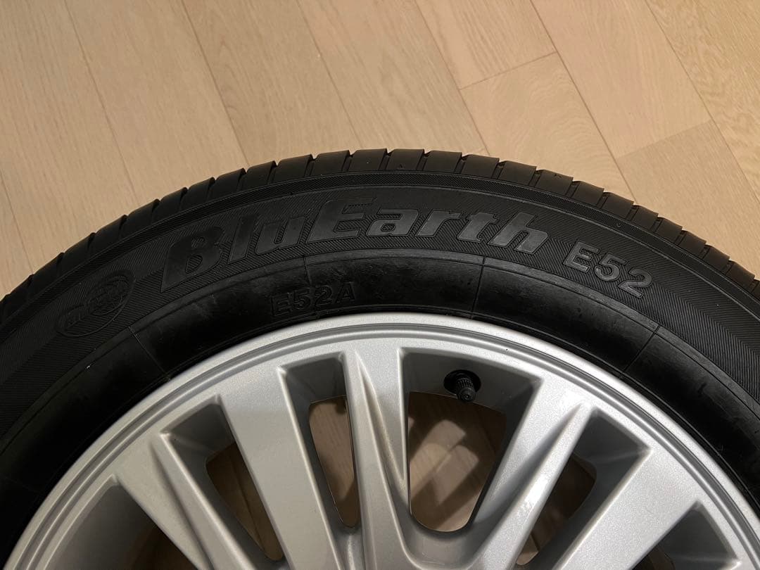 YOKOHAMA BluEarth E52(ヨコハマ ブルーアース E52) YOKOHAMA BluEarth E52(ヨコハマ ブルーアース E52)