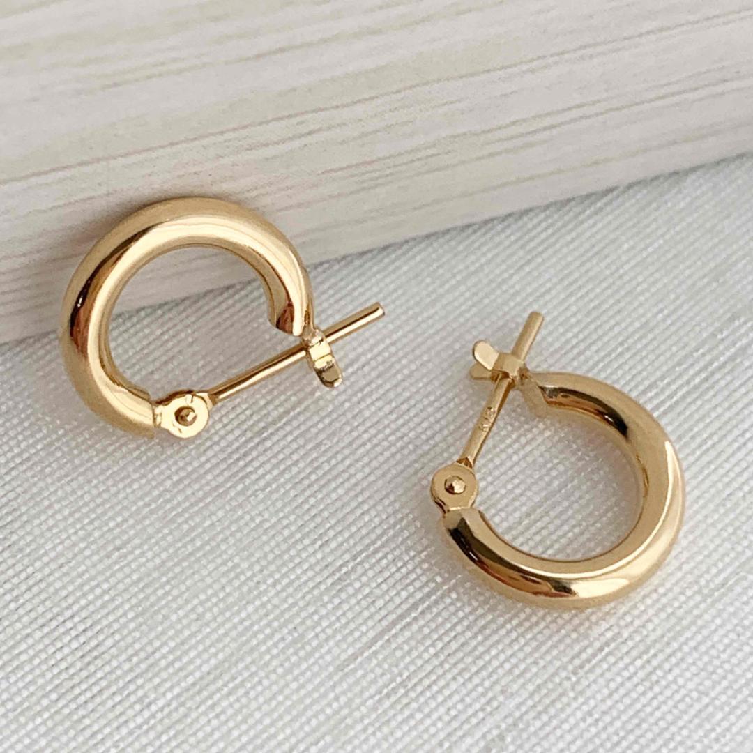 ＊♥＊18金【2×10mm 定番フープピアス】K18刻印入 新品！
