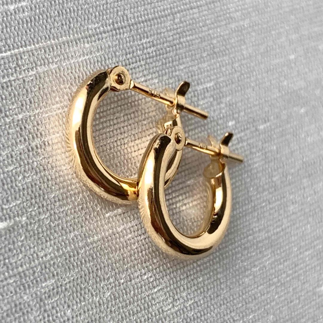 ＊♥＊18金【2×10mm 定番フープピアス】K18刻印入 新品！