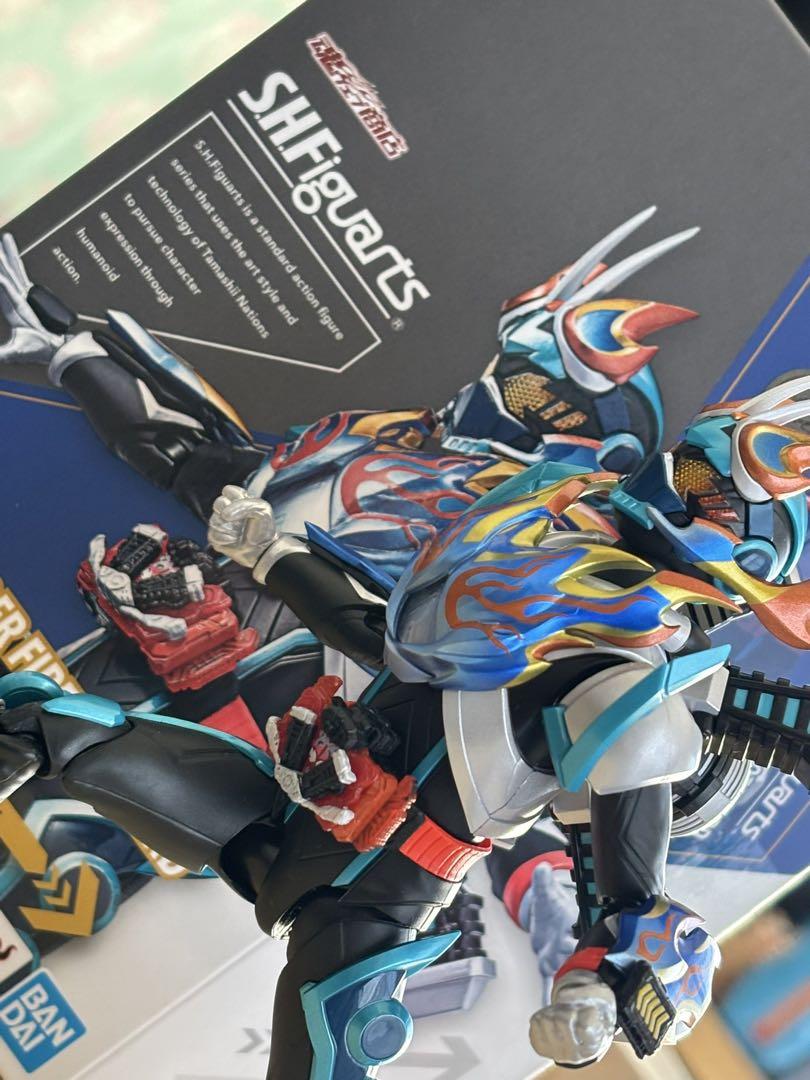 SHFiguarts 仮面ライダーファイヤーガッチャード　スチームホッパー