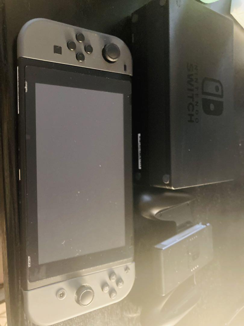 Nintendo Switch 本体 グレー ドック付き - メルカリ