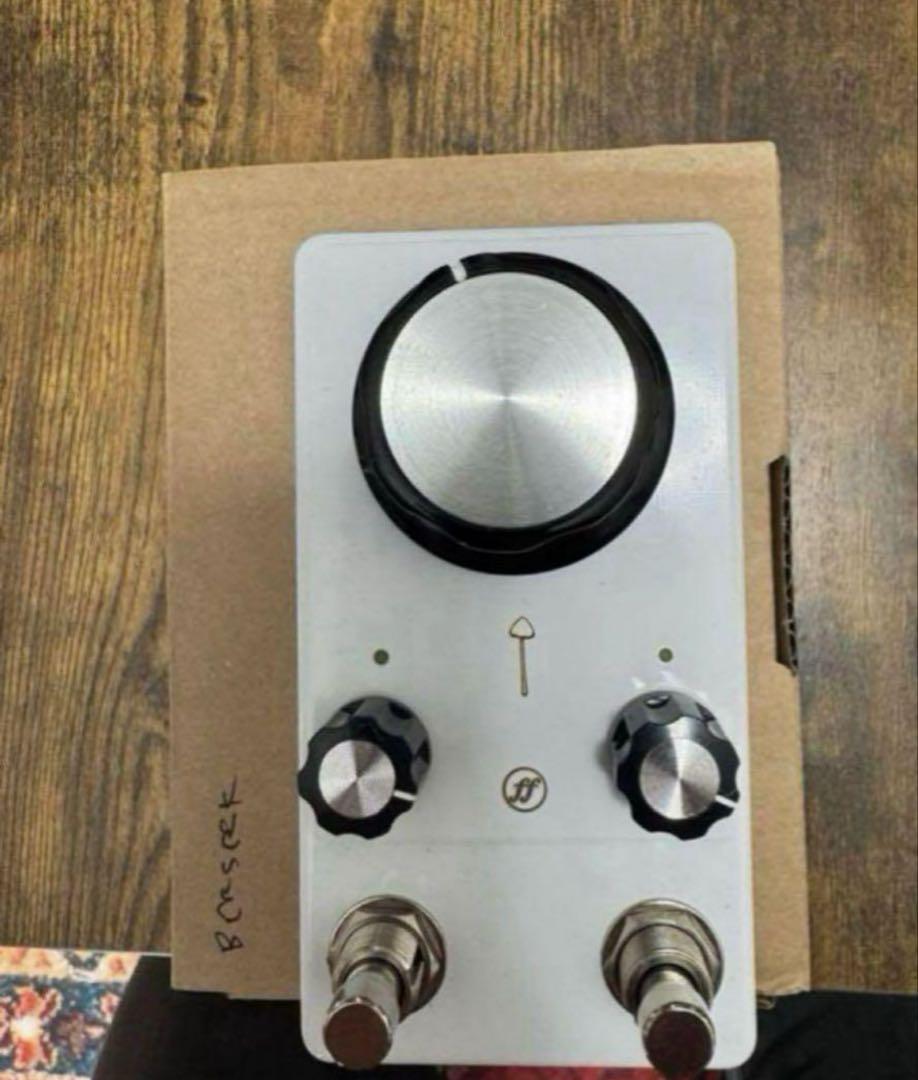 魅力的な価格 fjord fuzz 値段交渉して下さい フィヨルドファズ BERSERKⅢ ギター