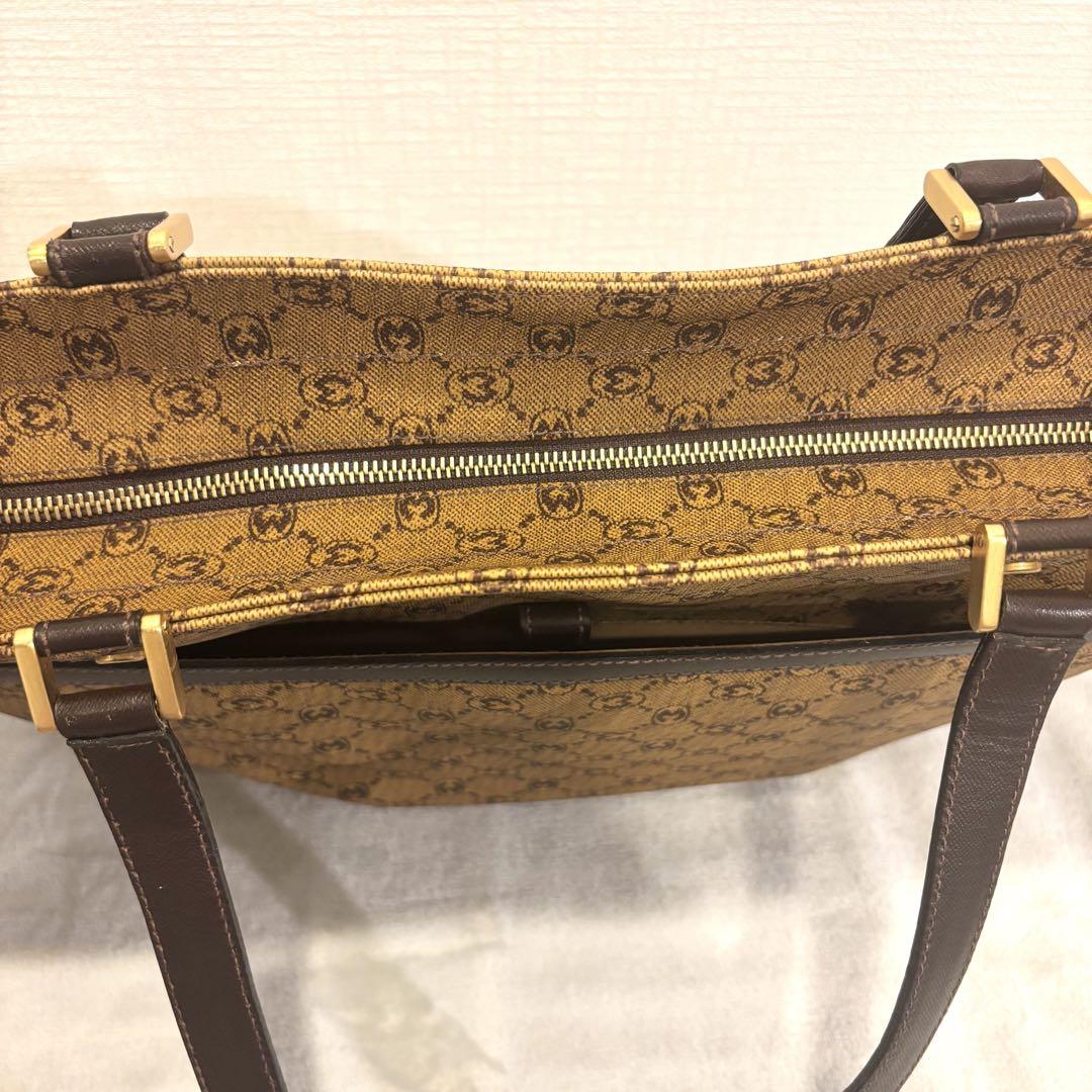 レザー チャック付き