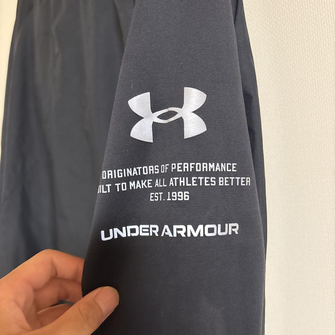 新発売の UNDER ARMOUR メルカリ - フード付きウォームアップウェア ウォーキング・ランニングウェア