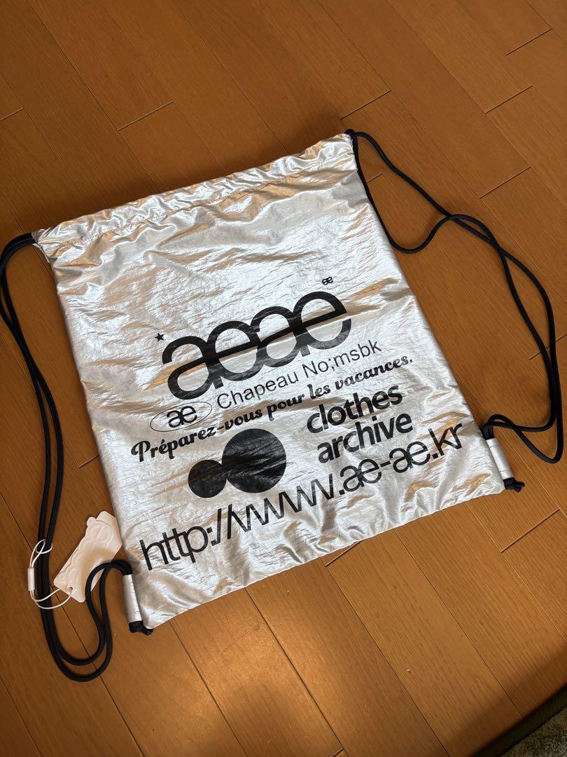祝開店！大放出セール開催中 大人気！品薄！韓国aeae ロゴ入りナップサックシルバーエーイー バッグ