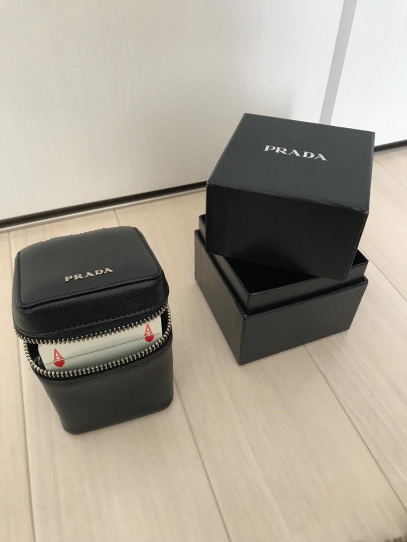 PRADA ブラック カードケース トランプ付き