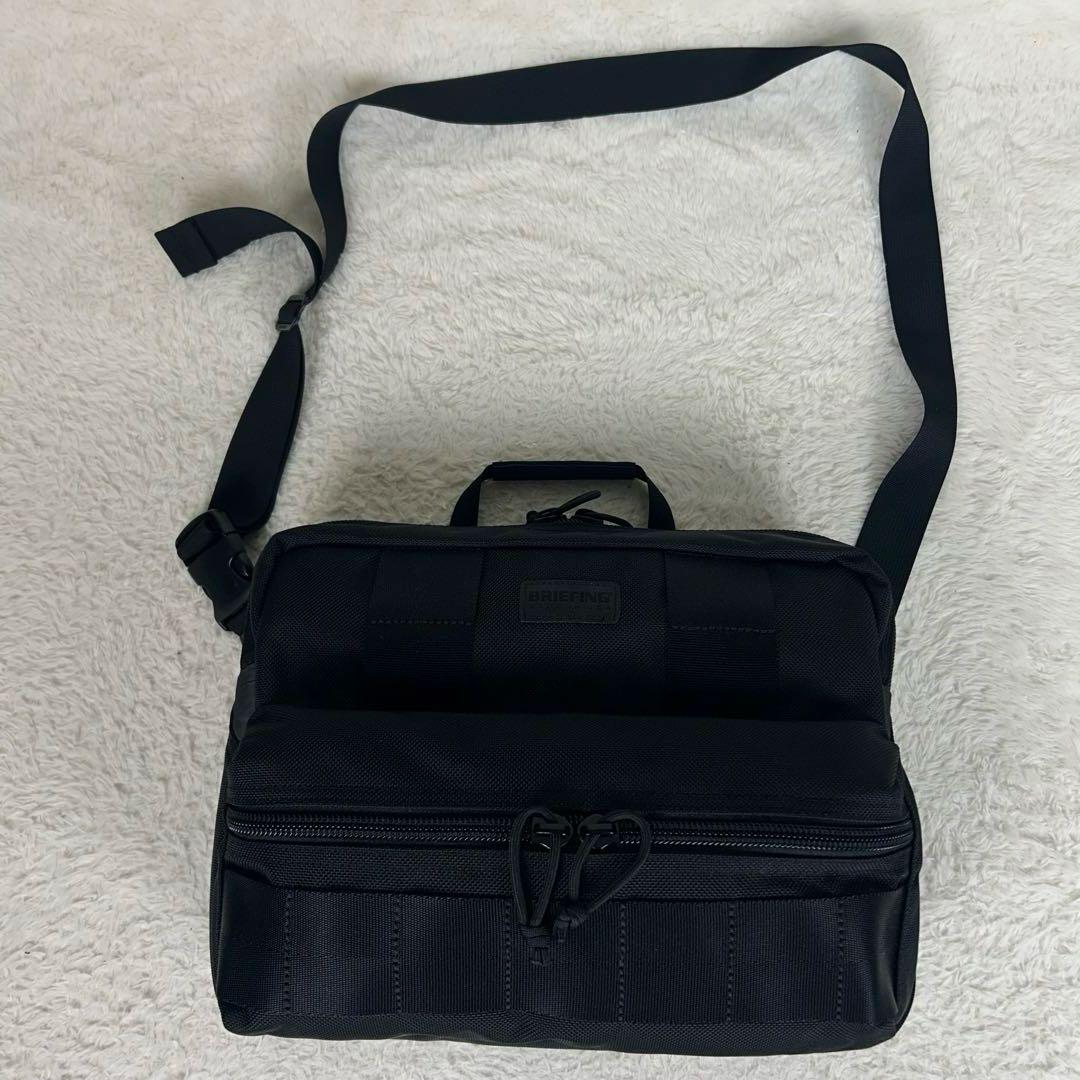 極美品 BRIEFING DELTA SLASHER M SQD BLACK