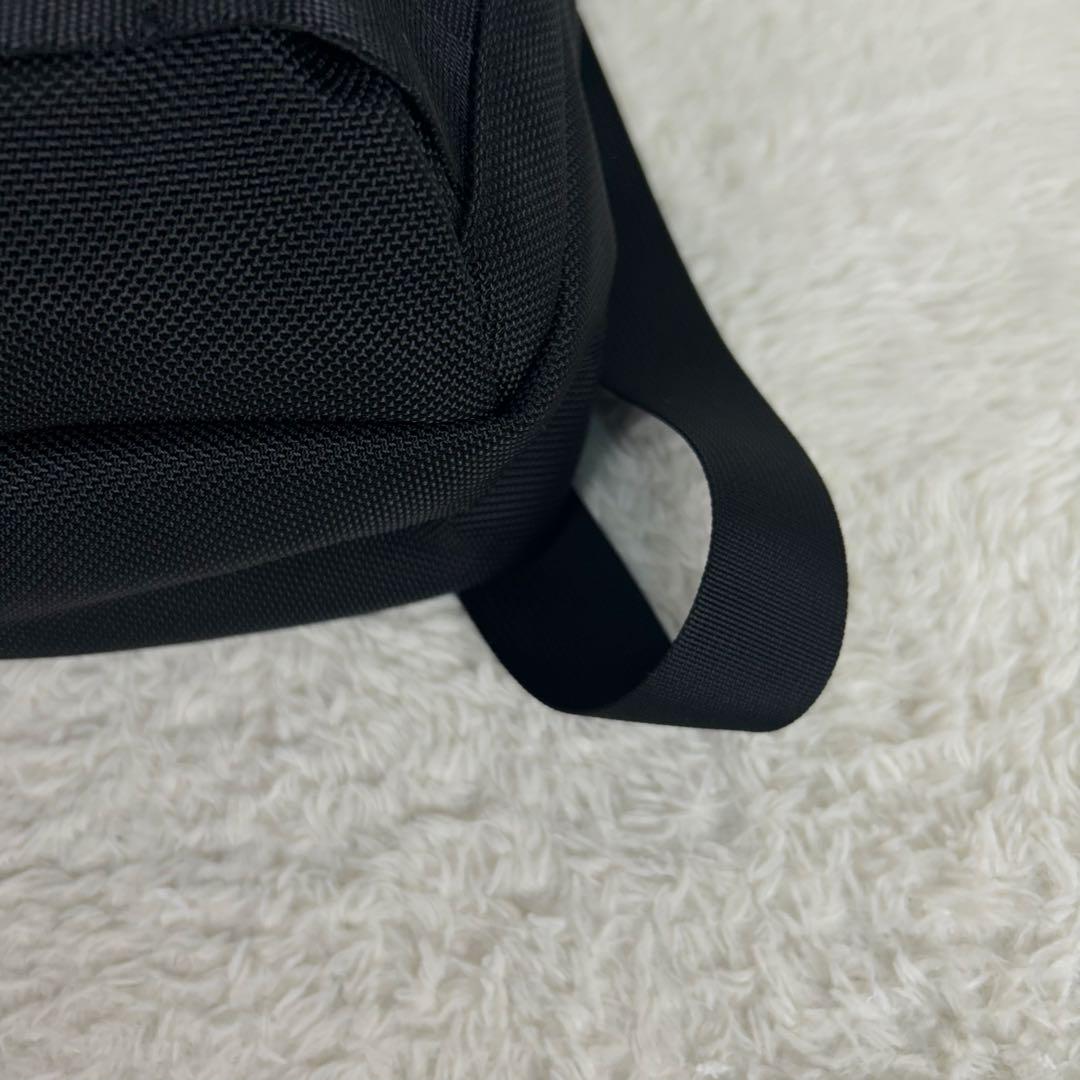 極美品 BRIEFING DELTA SLASHER M SQD BLACK