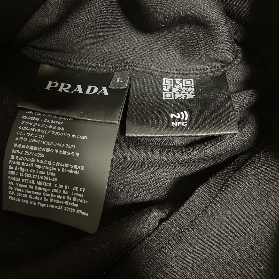 半額ストア PRADA ブラック スウェット LサイズNFCタグ読取済み トップス