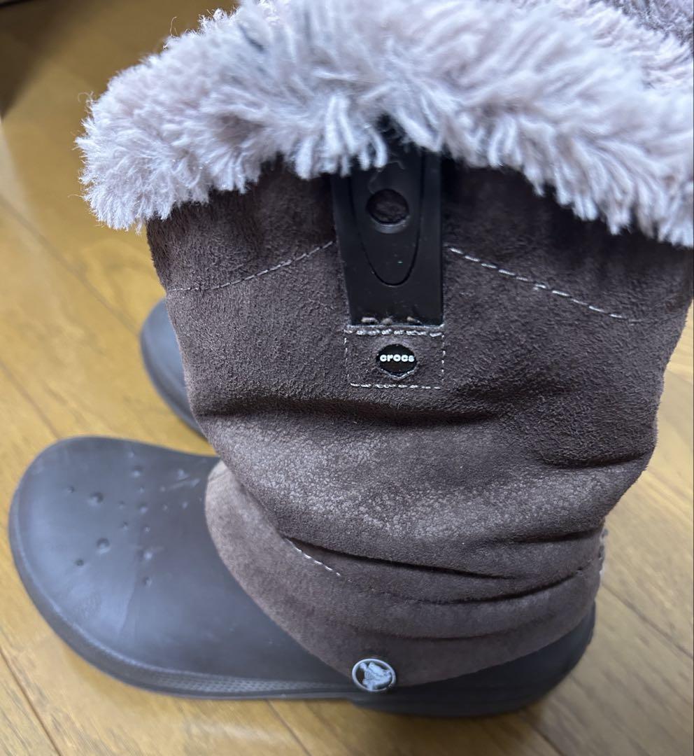 Crocs ファー素材 ブラウン Crocs ファー素材 ブラウン