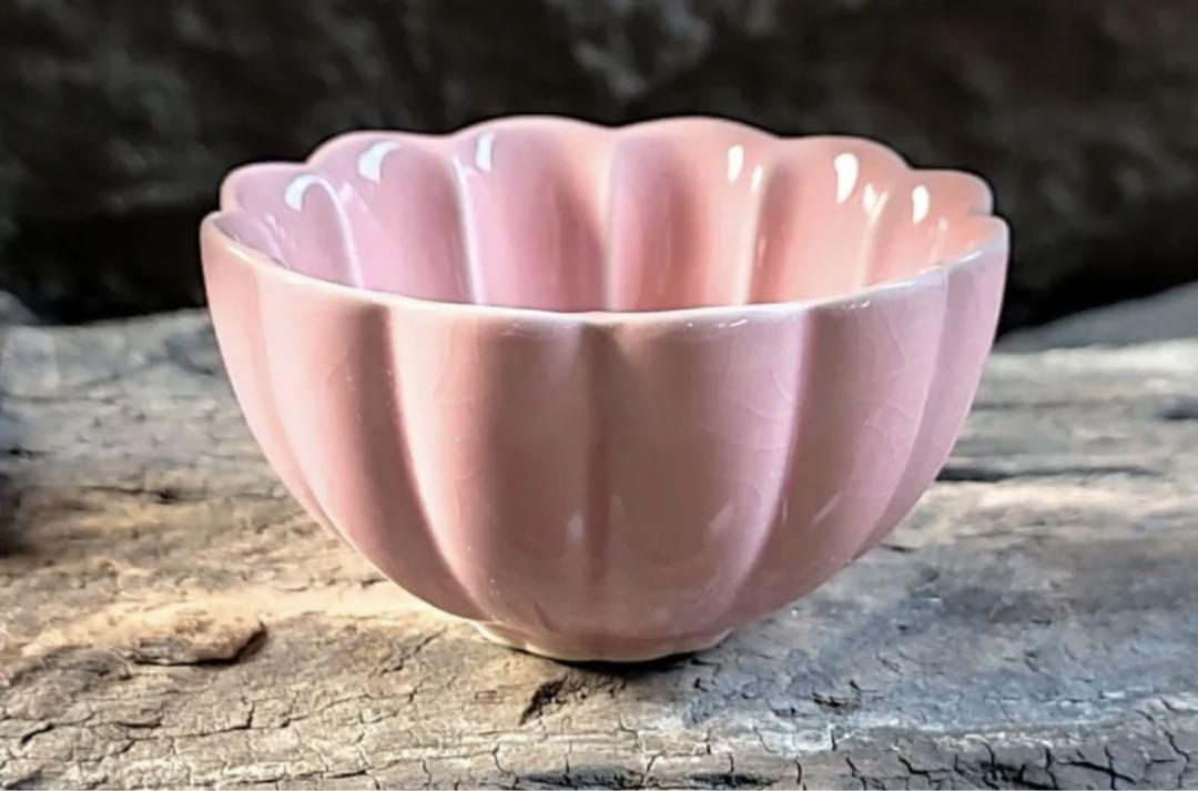 ピンク色の花びらカップ☆茶器