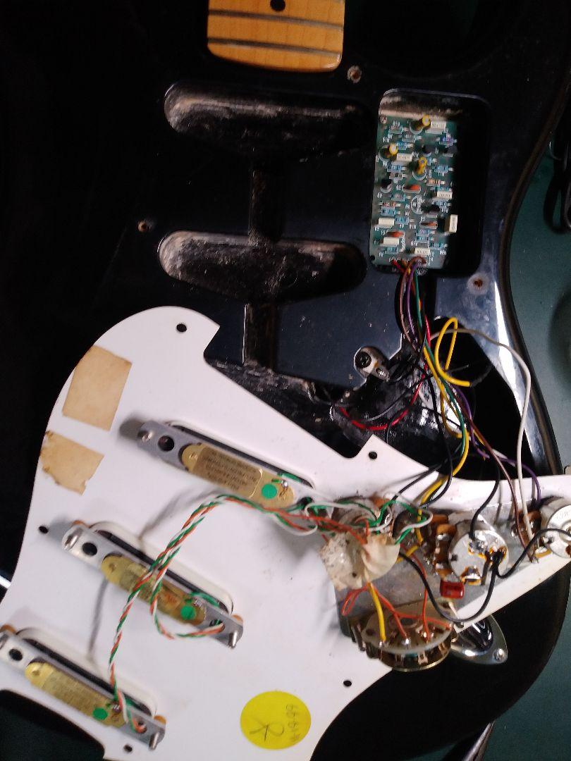 Fender フェンダー USA ストラトキャスター　レースセンサー