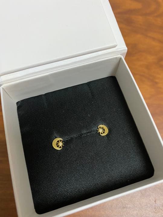 GUY LAROCHE Paris ヴィンテージ ペンダント 大ぶり 変形 2025年最新