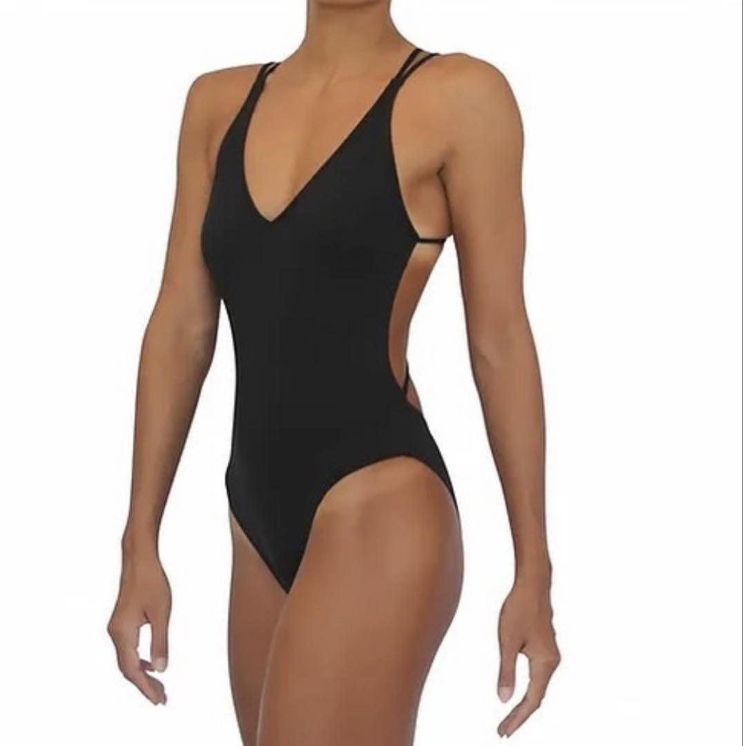 Pualaniブラックワンピース水着 Vネック 新品タグ付き