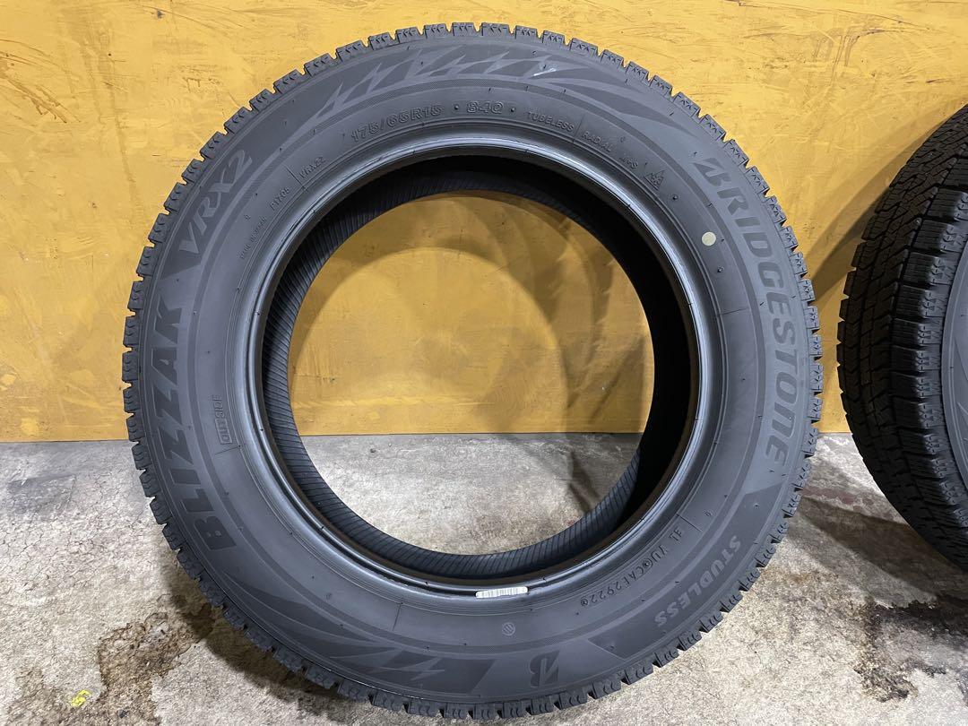 BRIDGESTONE スタッドレスタイヤ175/65R15&2022年製 4本