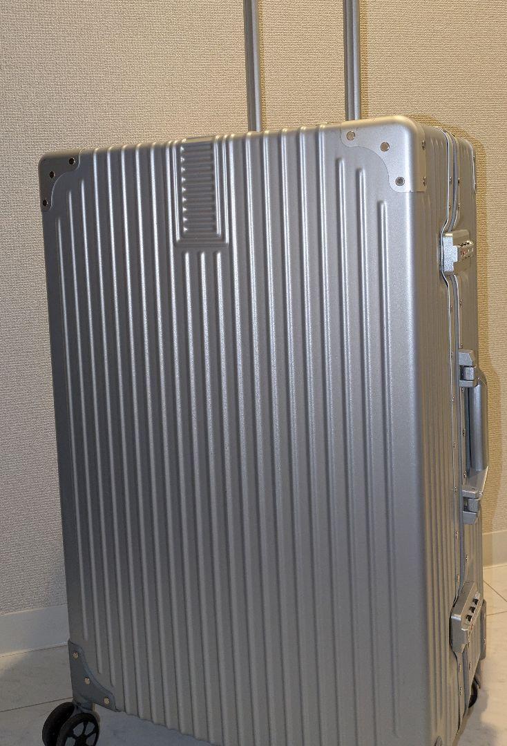 キャリーケース　70L