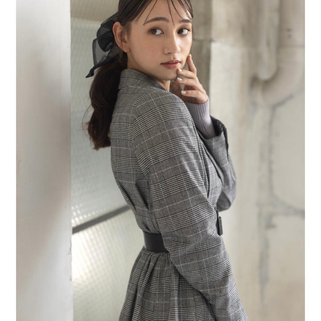 新しい到着 【美品】ROYAL PARTYウエストシェイプジャケット&スカート