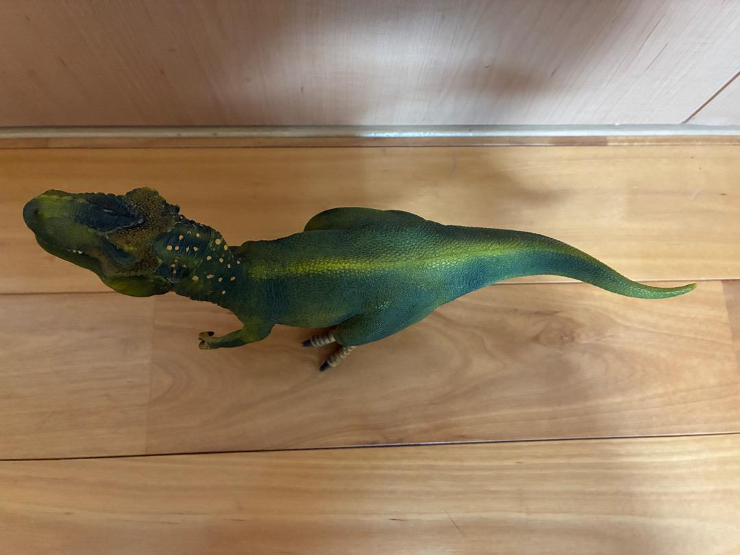 緑色のティラノサウルスフィギュア Amazon.co.jp: ティラノサウルス Tレックス T-Rex 恐竜