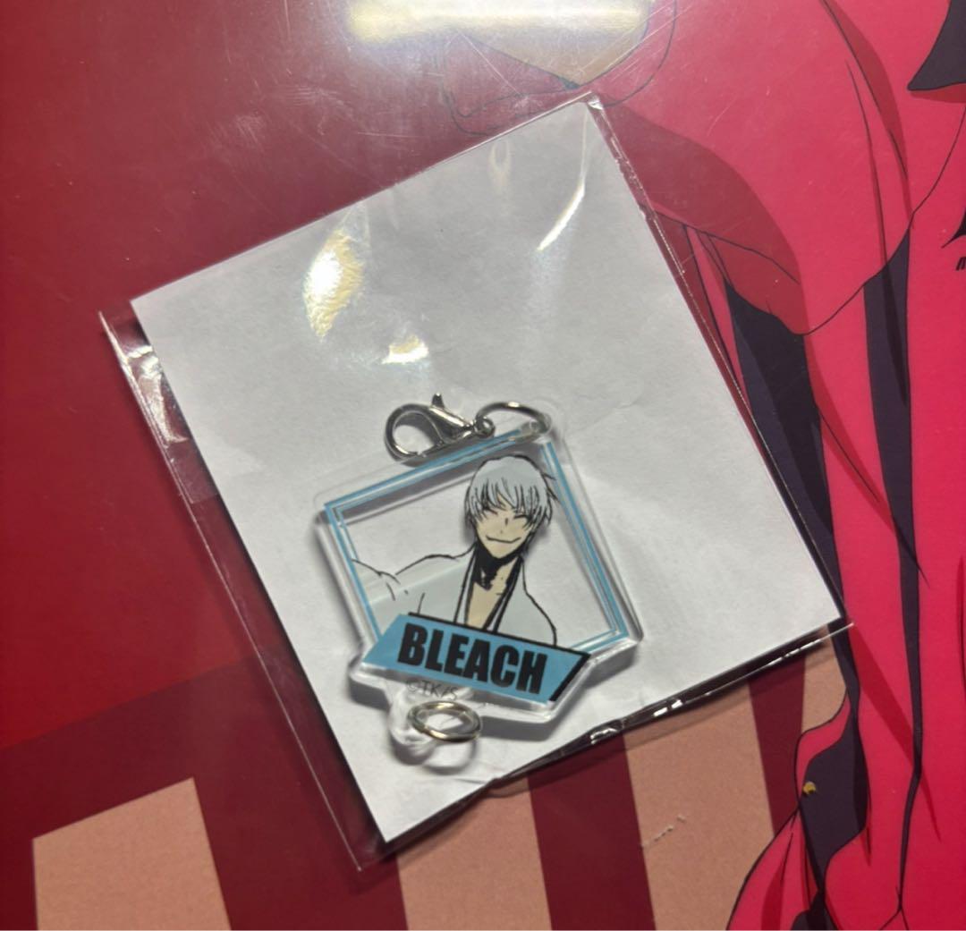 ベストセラー BLEACH world 市丸ギン アクリルキーホルダー - メルカリ キーホルダー・アクリルキーホルダー