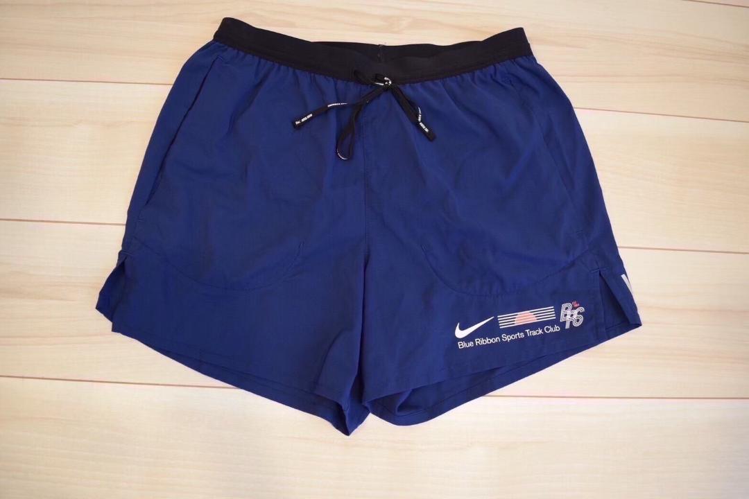 Nike ネイビー ショートパンツ