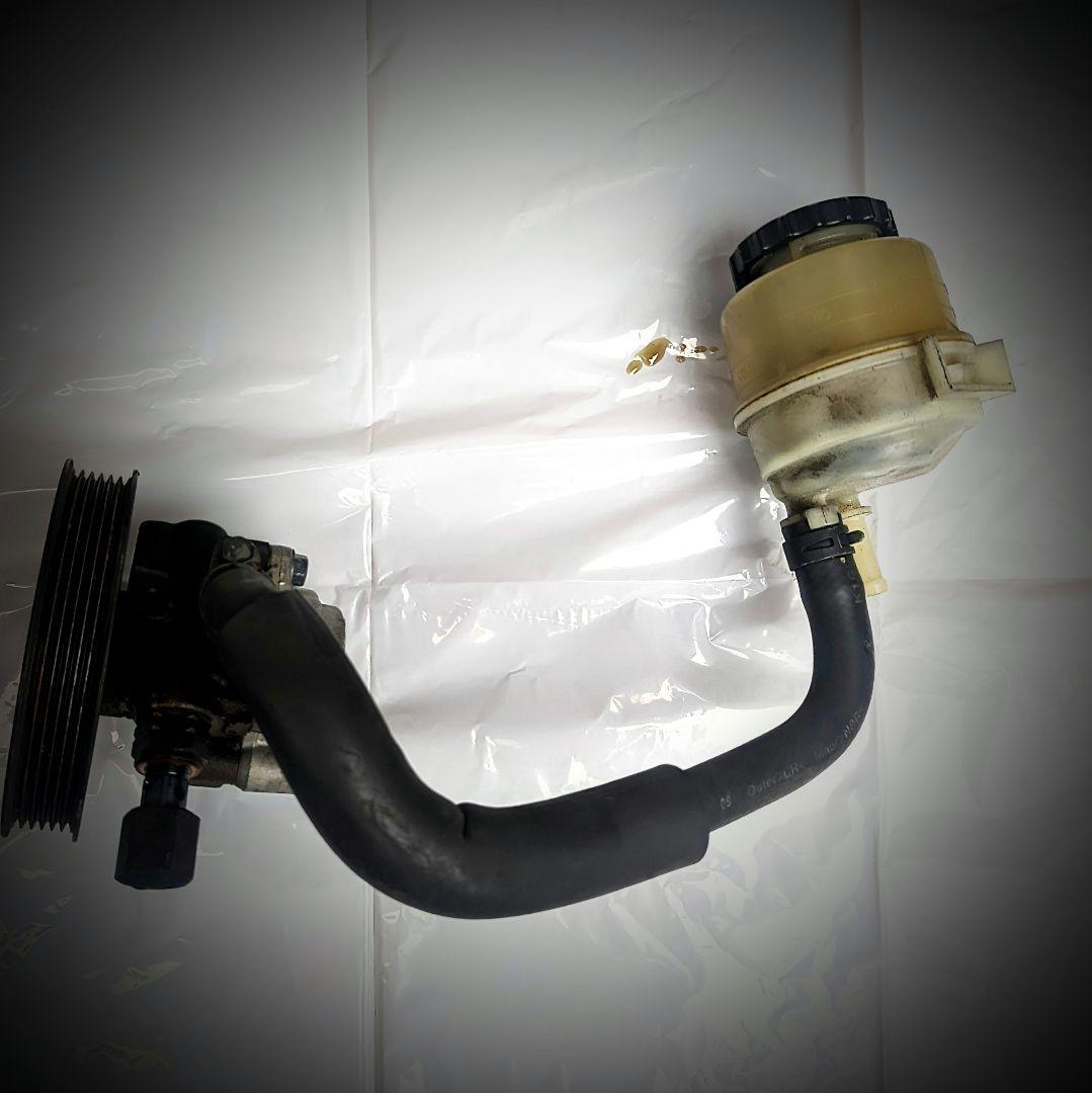 送料込み　パワーステアリングベーンポンプ　オイルポンプ　TOYOTA　1JZ