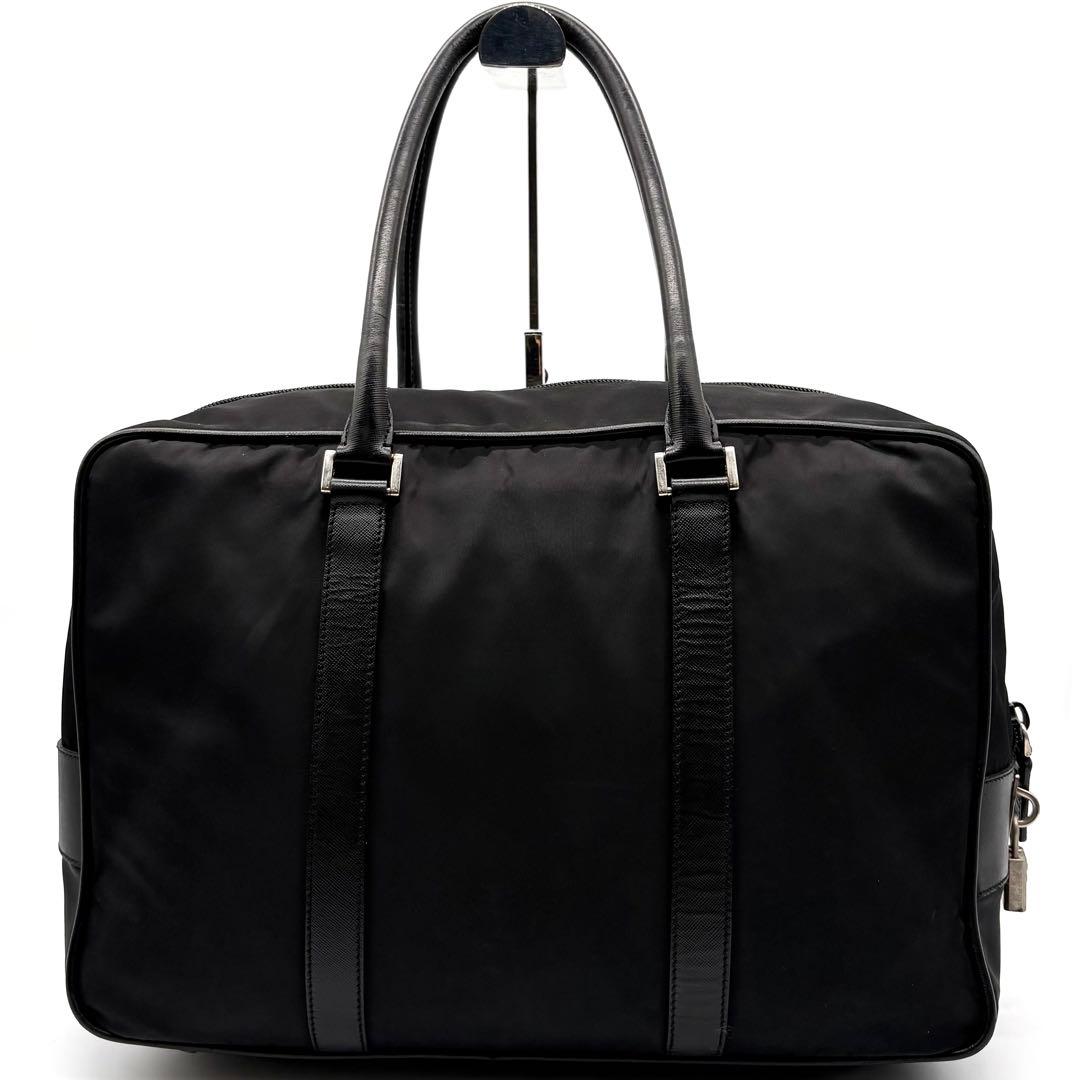 【美品】プラダ ビジネスバッグ ナイロン サフィアーノ 三角ロゴ A4可 黒 【美品】プラダ ビジネスバッグ ナイロン サフィアーノ 三角ロゴ A4可 黒