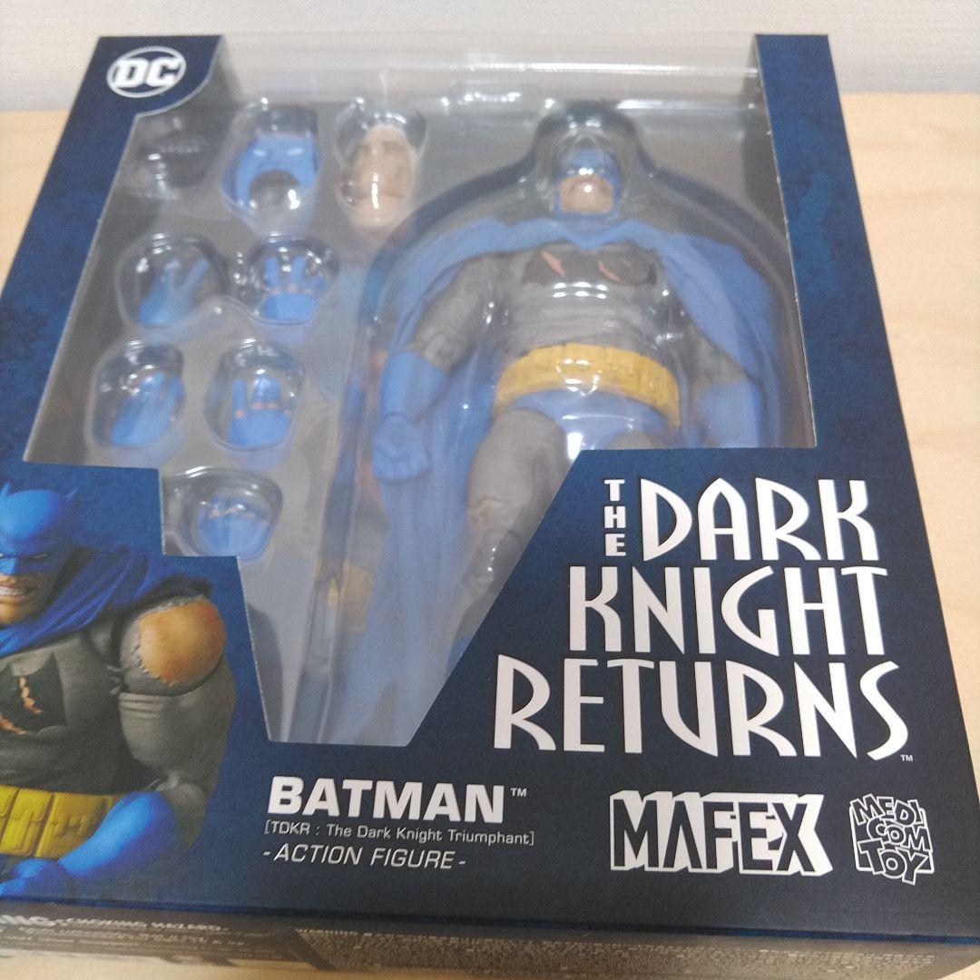 MAFEX BATMAN
