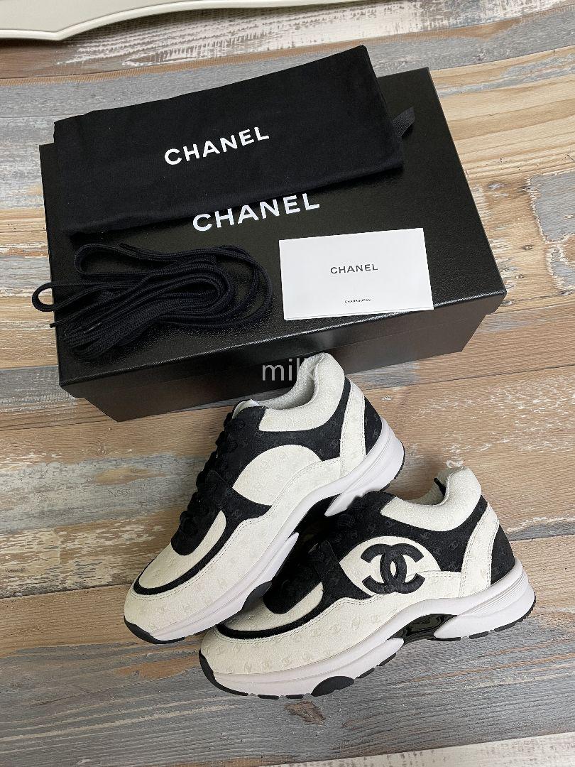 ◆入手困難◆お洒落♪◇CHANEL◇スニーカー ホワイト＆ブラック CHANEL - シャネル ホワイト ブラック スニーカー 美品 メンズ