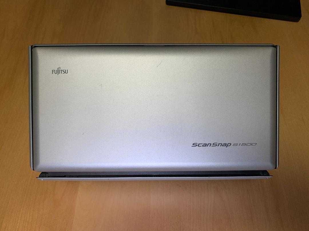 Fujitsu ScanSnap S1500 スキャナースキャナー