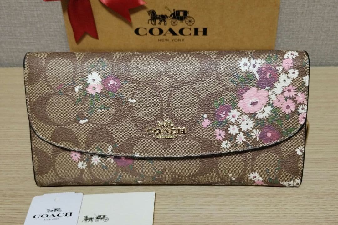 新品未使用コーチ☆長財布 アウトレット