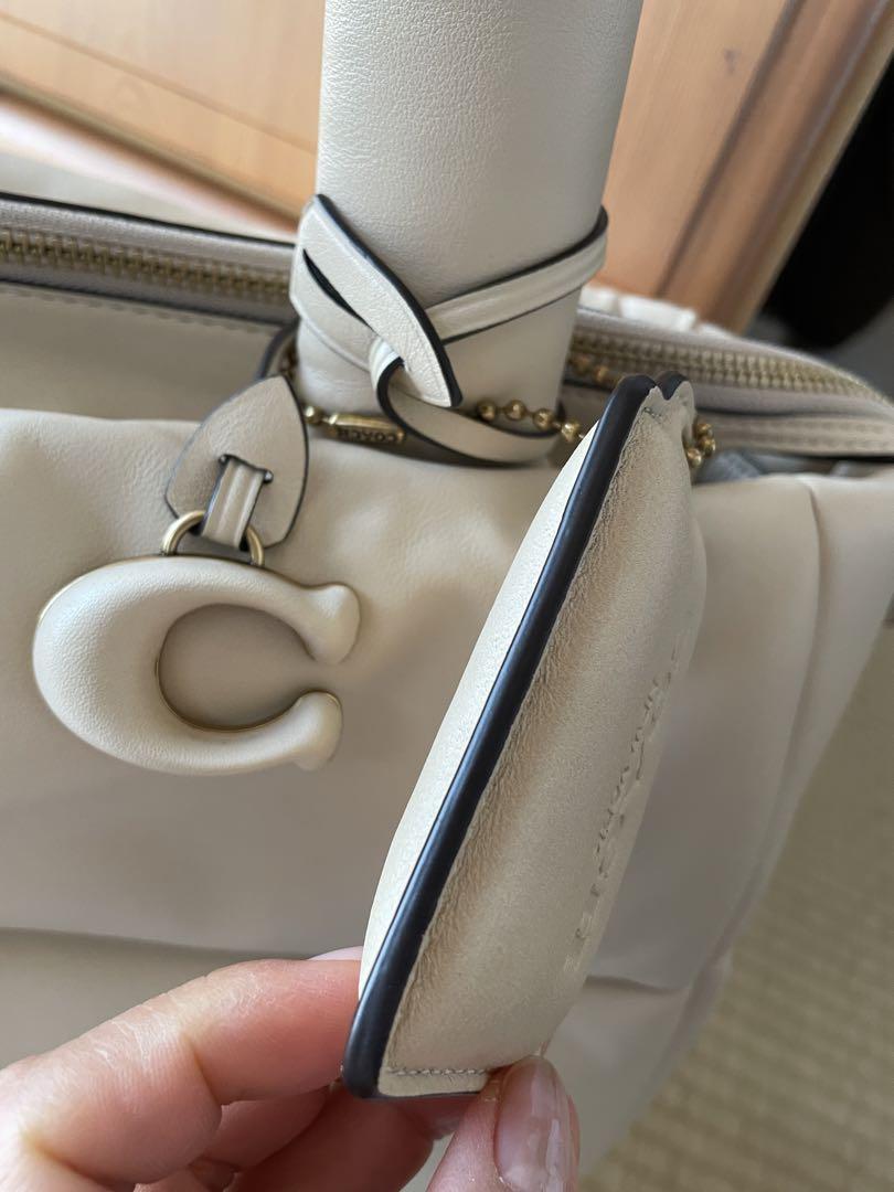 【最終価格】【新品】COACH コーチ ピローキルティングアイボリートートバッグ