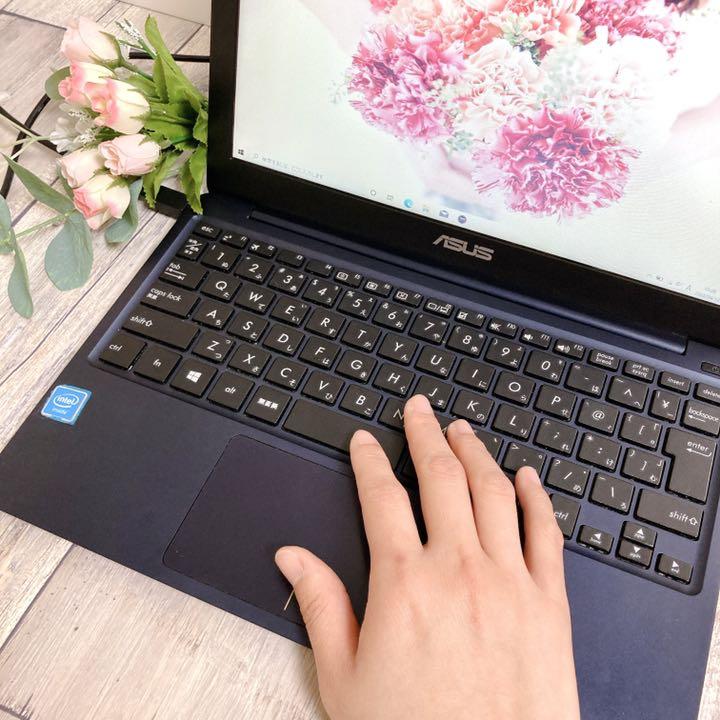 高評価格安 26 ミニノートパソコン♡大人なダークブルー♡ネットサーフィンに bJhYu-m47497676929 片手で楽々 高品質人気