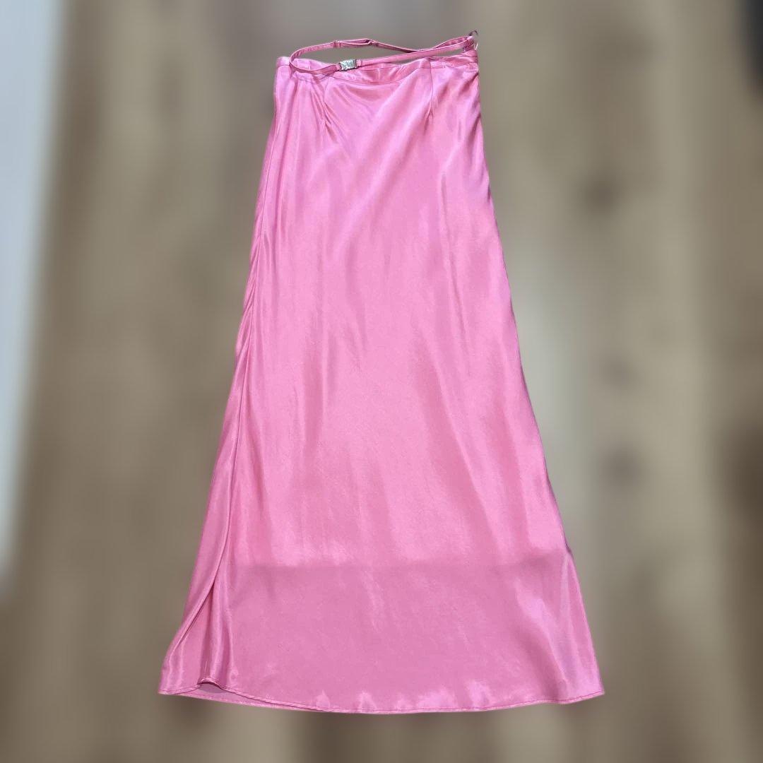 ピンク サテン風 タイトスカート