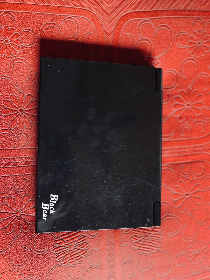 Black Bear ポータブルDVDプレーヤー