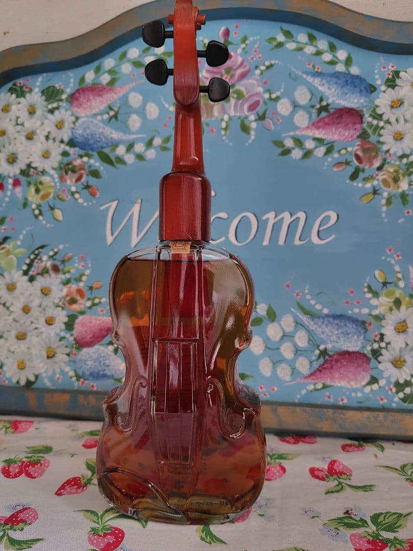 サントリー 　ローヤル　 ウイスキー　バイオリン　楽器　700ml