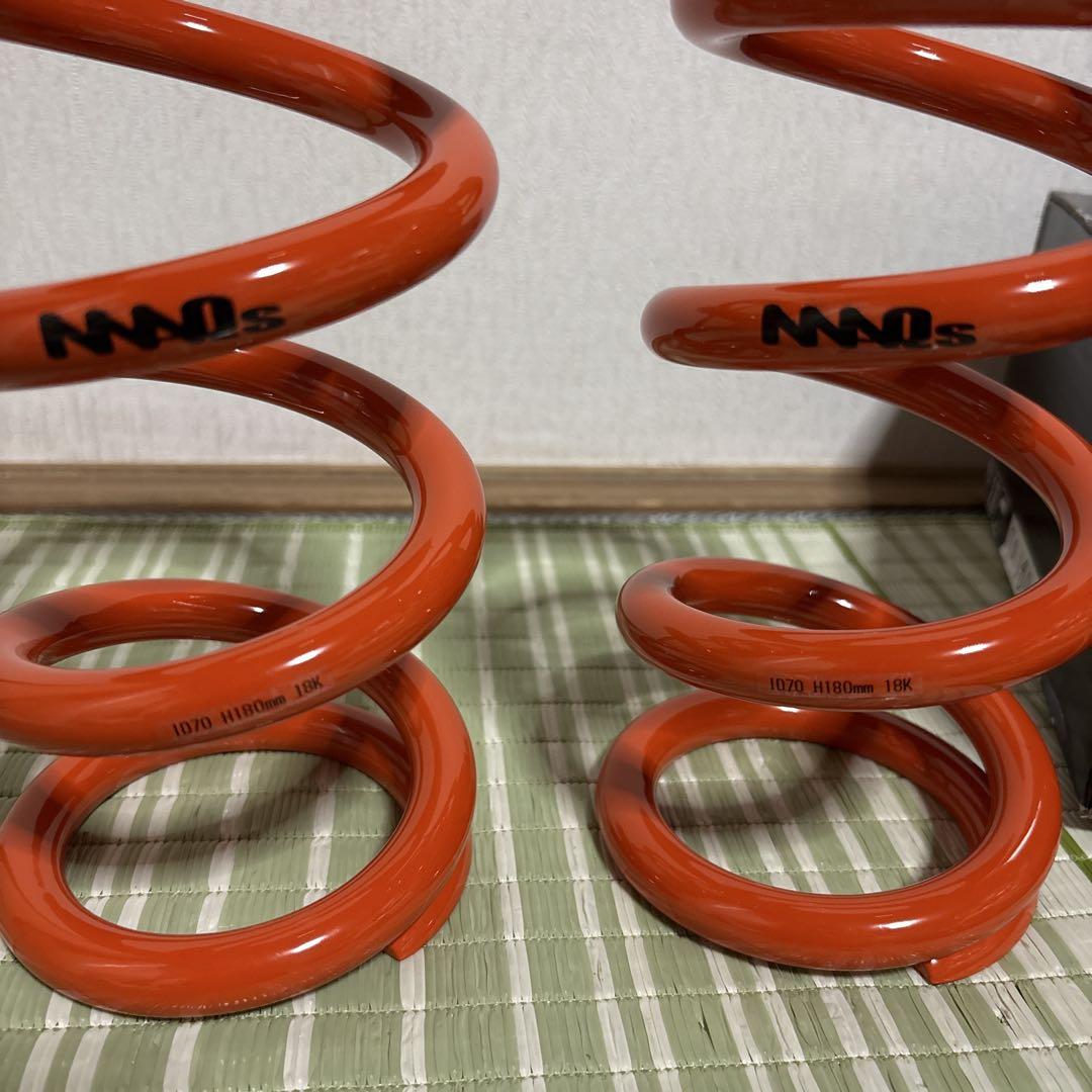 MAQs マックス 直巻 スプリング ID70 180mm 18kgf 車 ID70 H180mm 4K～20K MAQS 2本セット 車高調 直巻 直巻き