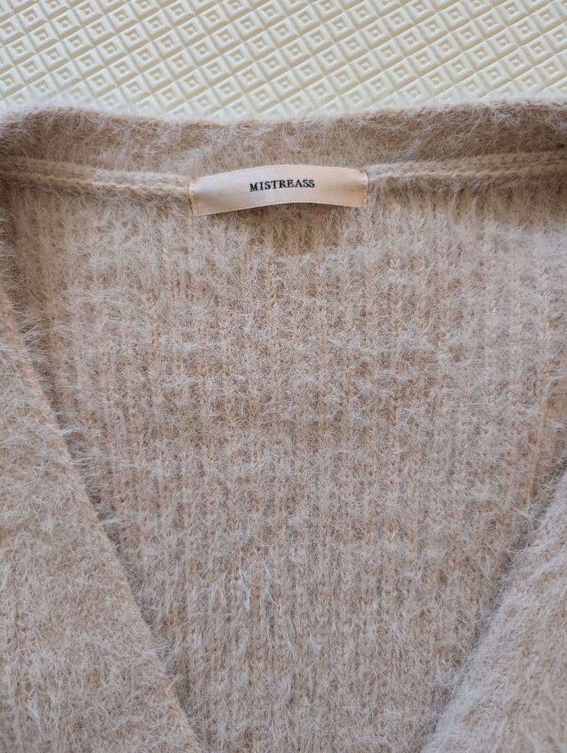 ミストレアス フェザーニットカーディガン - メルカリ