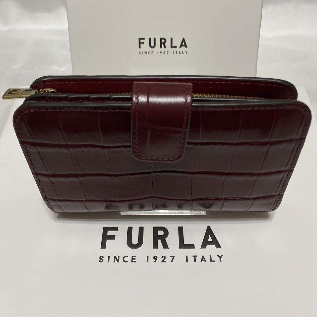 美品 フルラ FURLA 二つ折り財布 クロコ型押し バーガンディ