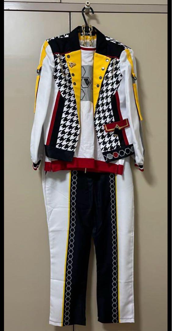 りさページ 椎名ニキコスプレ衣装