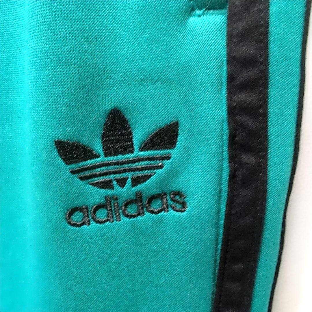 レアカラー】adidas ジャージ トラック パンツ グリーン M